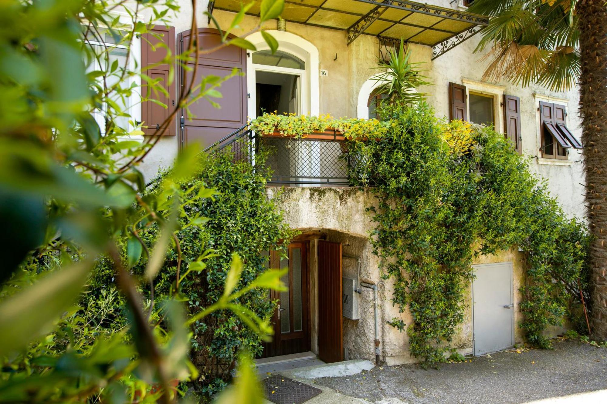 Casa Alla Grotta - Happy Rentals Arco Exteriér fotografie